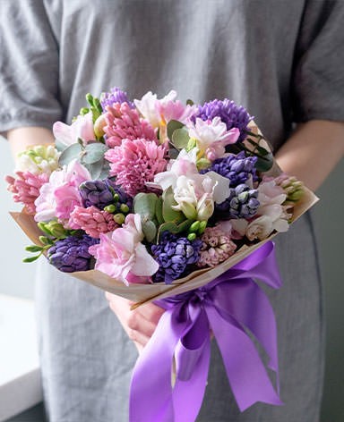 Бесплатная доставка цветов в Родинском